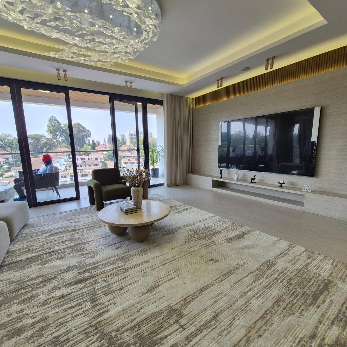 Luxury 4 Bedroom Apartment For Sale In Westlands thumbnail 4
