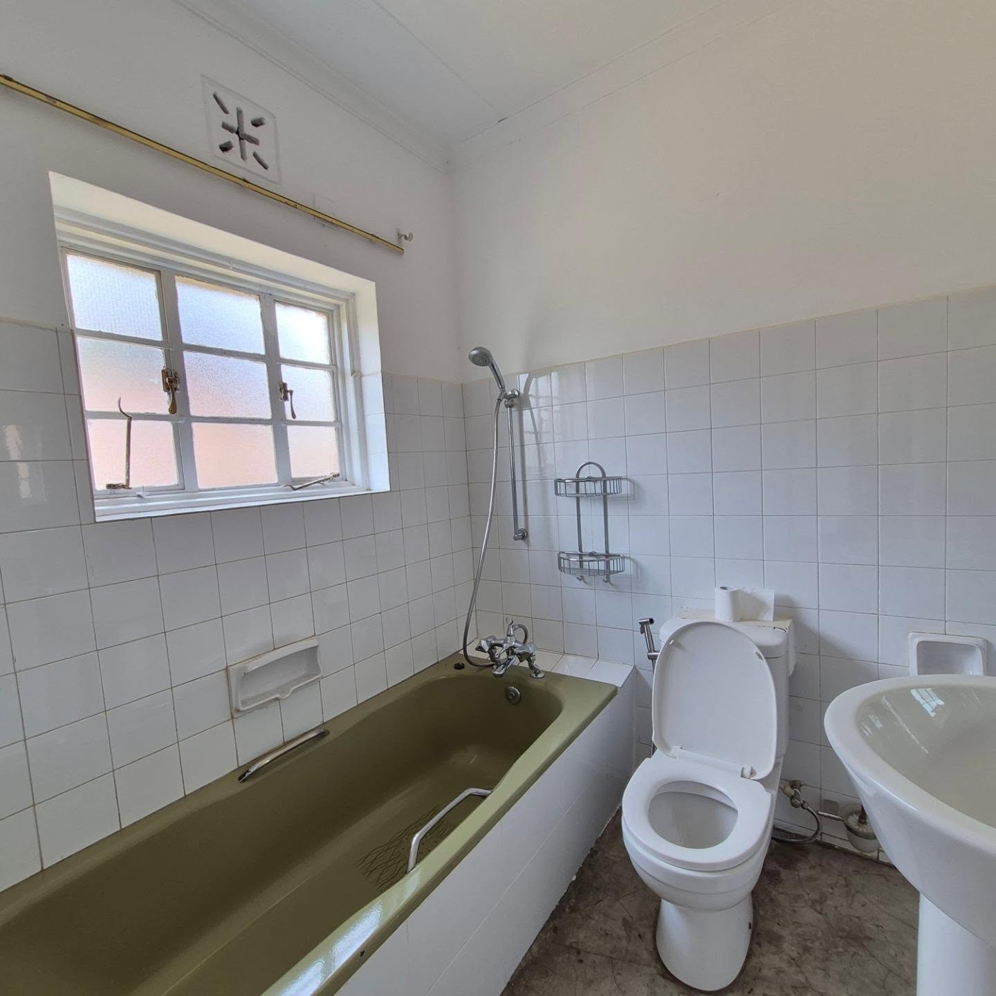 Spacious 4 Bedroom Land For Rent In Muthaiga thumbnail 15