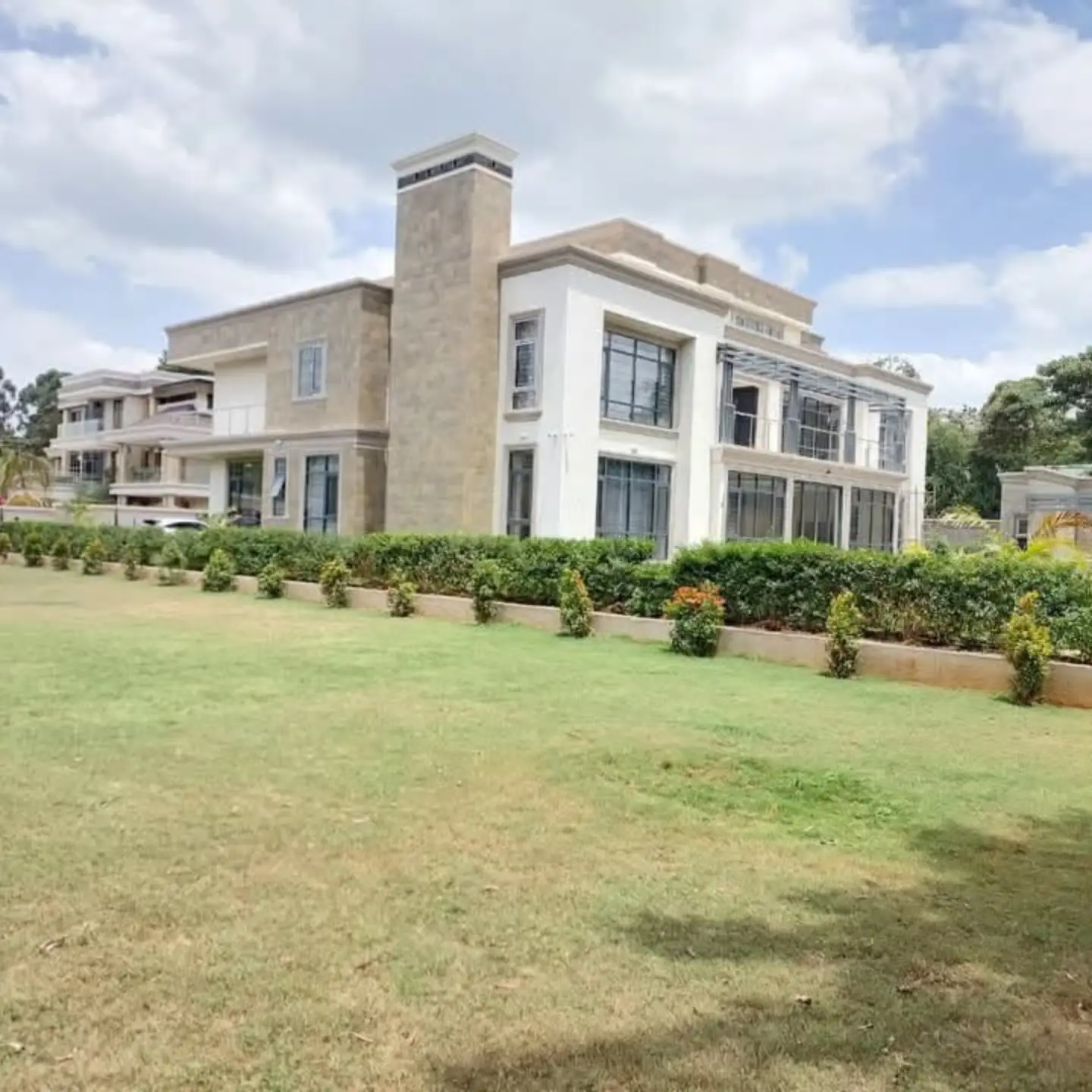 Modern 6 Bedroom Home For Sale In Nairobi — Garden Estate Nairobi, Nairobi