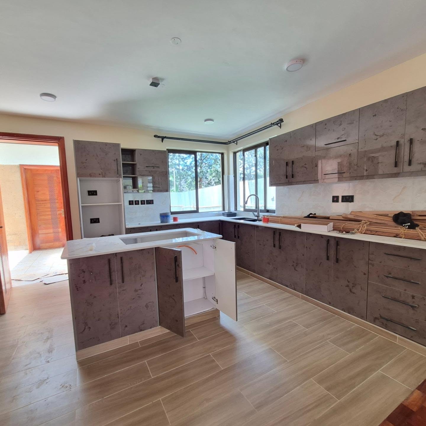 Modern 4 Bedroom Home For Rent In Karen thumbnail 5