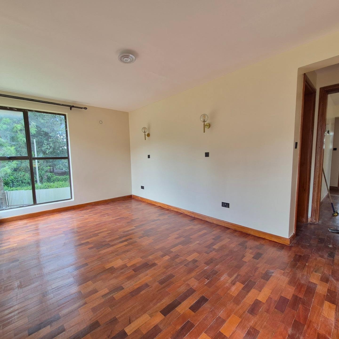 Modern 4 Bedroom Home For Rent In Karen thumbnail 8