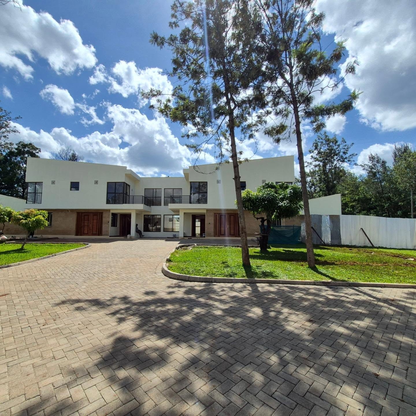 Modern 4 Bedroom Home For Rent In Karen thumbnail 14