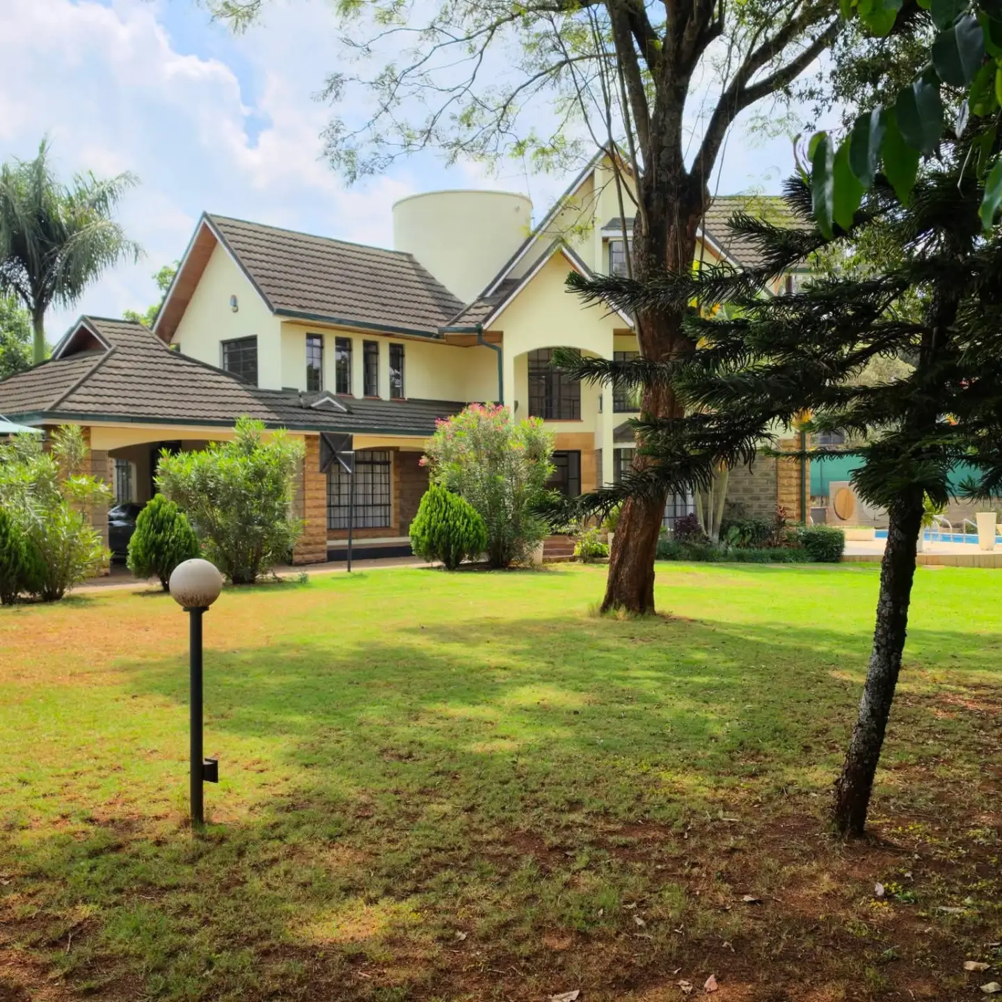 Luxury 4 Bedroom Home For Sale In Nairobi — Nairobi, Nairobi