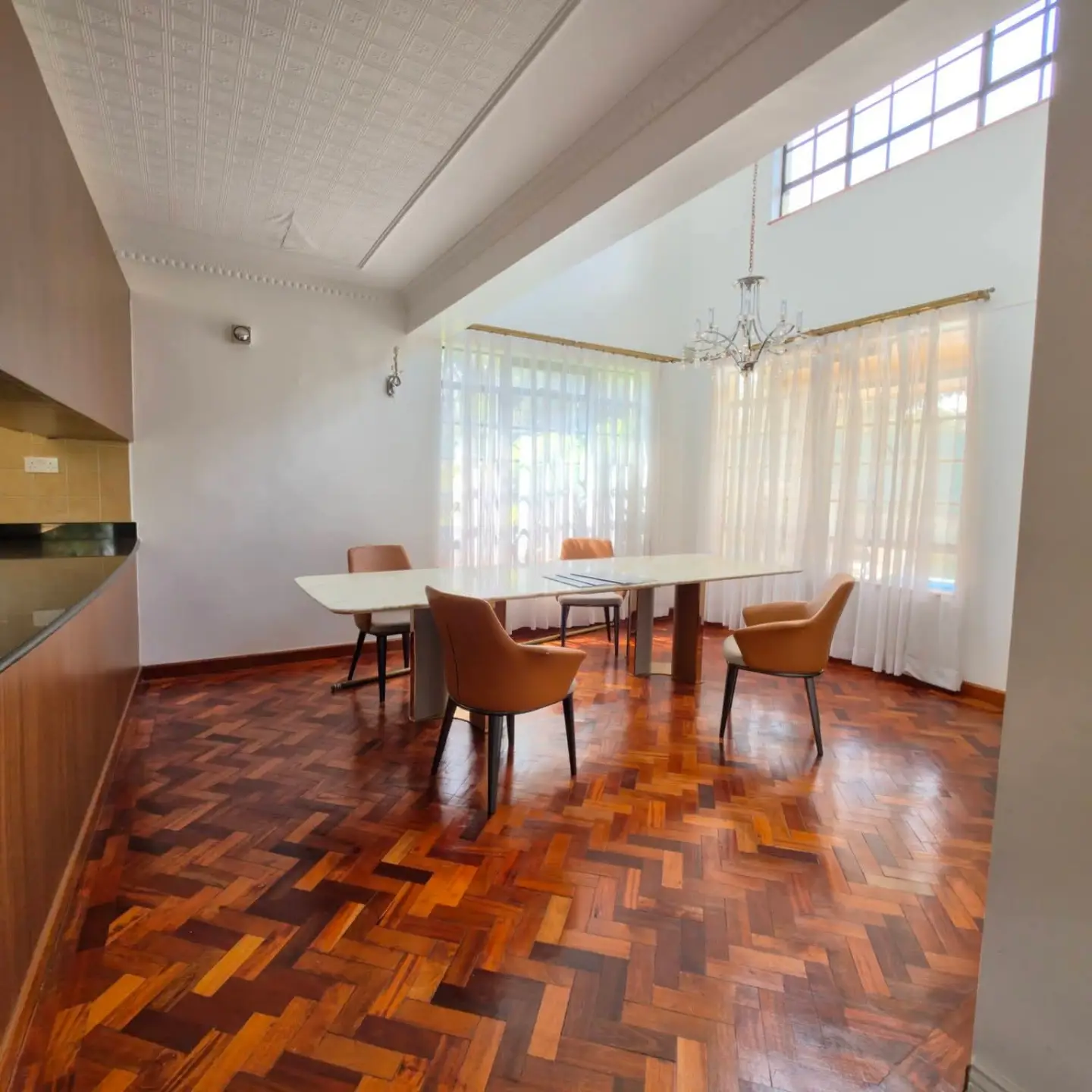 Luxury 4 Bedroom Home For Sale In Nairobi thumbnail 5