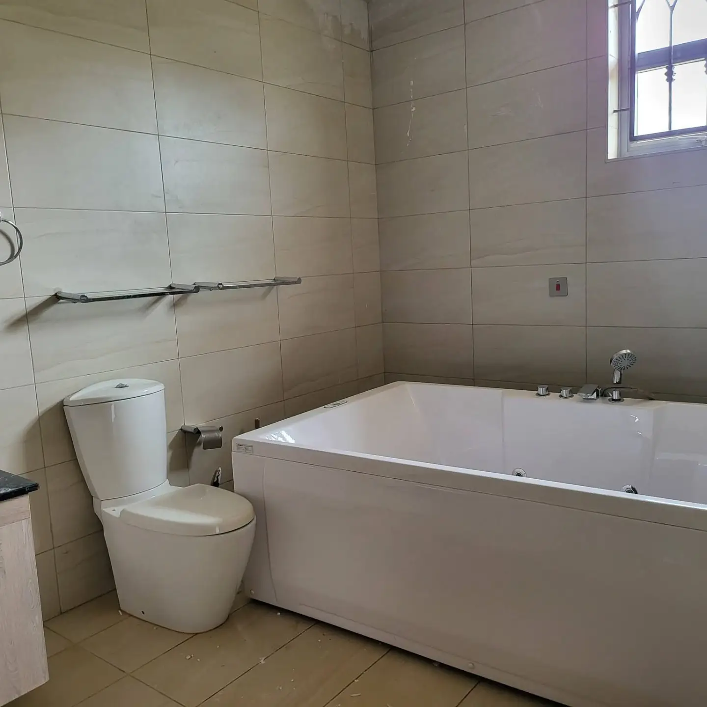 Modern 5 Bedroom House For Rent In Runda thumbnail 5