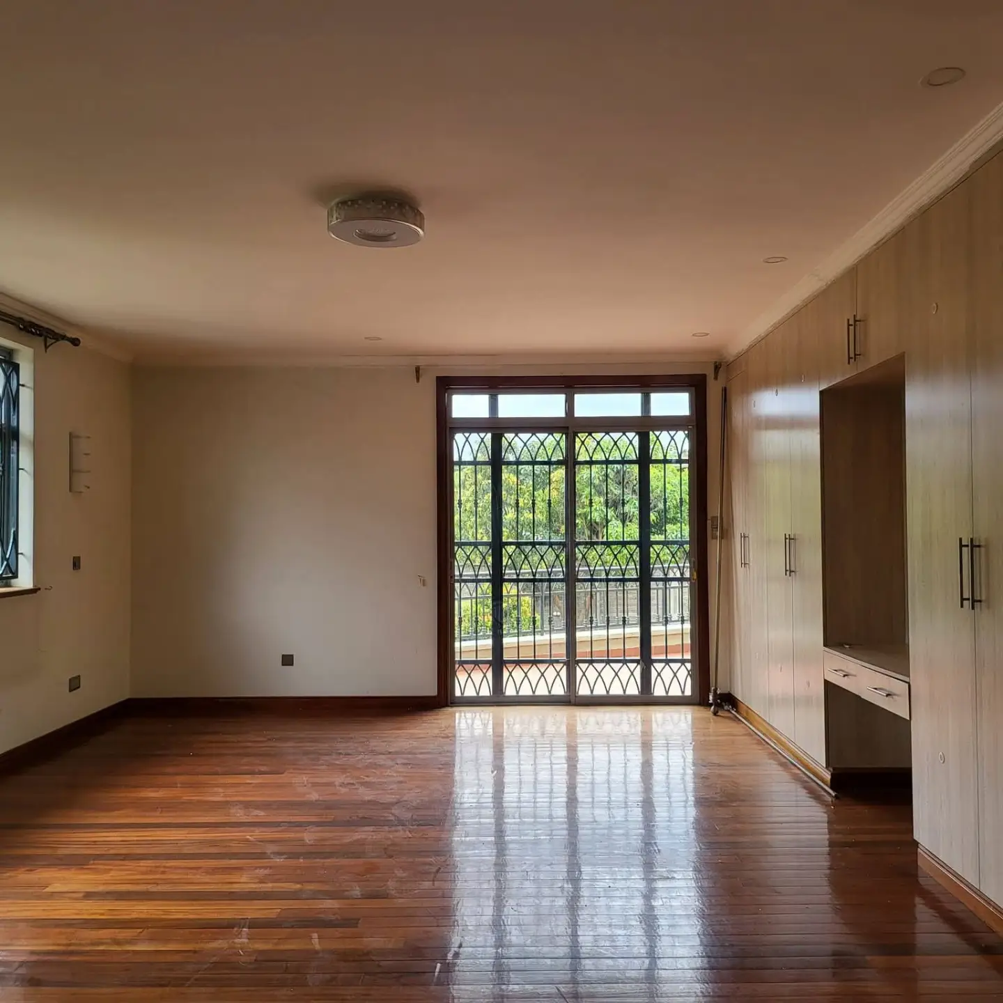 Modern 5 Bedroom House For Rent In Runda thumbnail 6