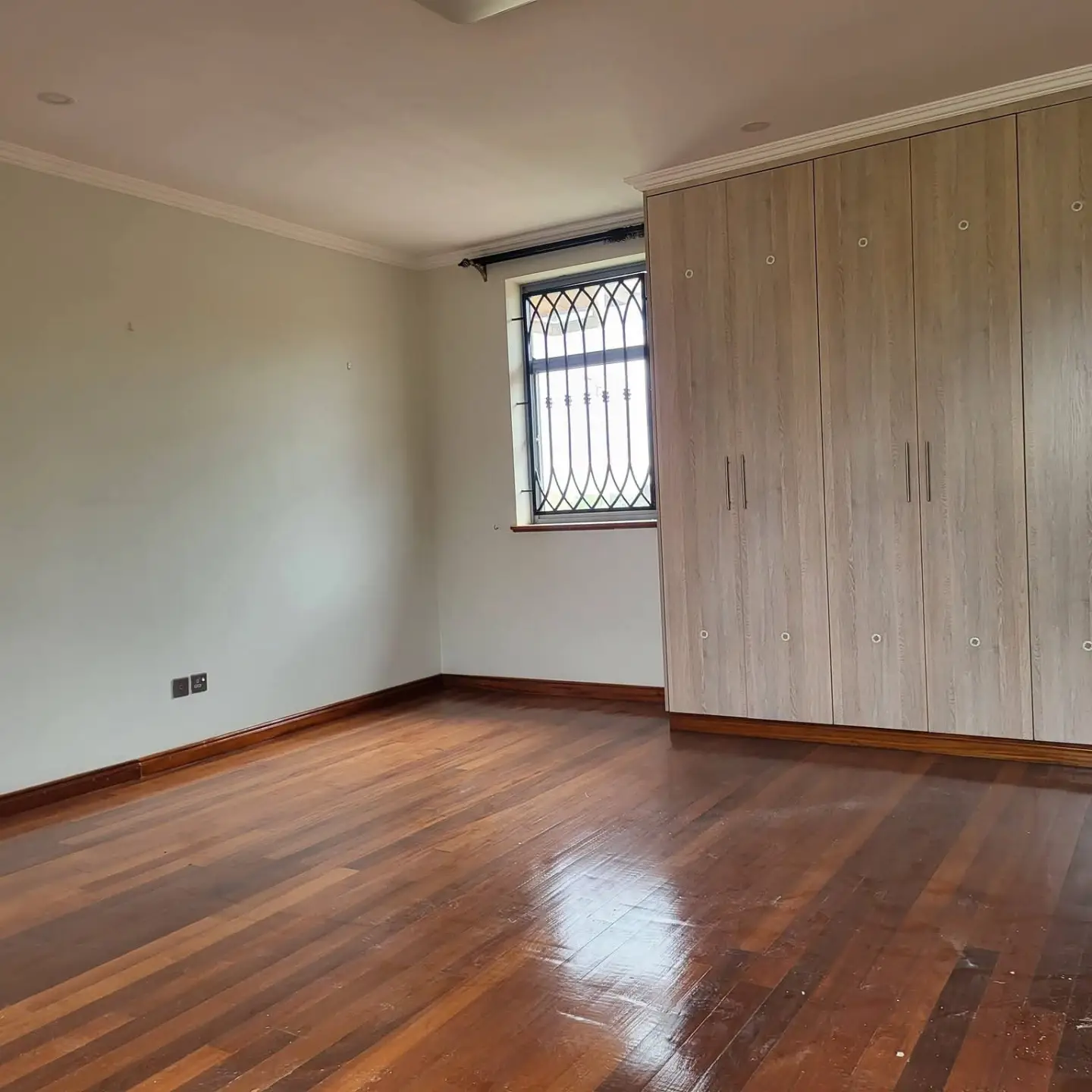 Modern 5 Bedroom House For Rent In Runda thumbnail 13