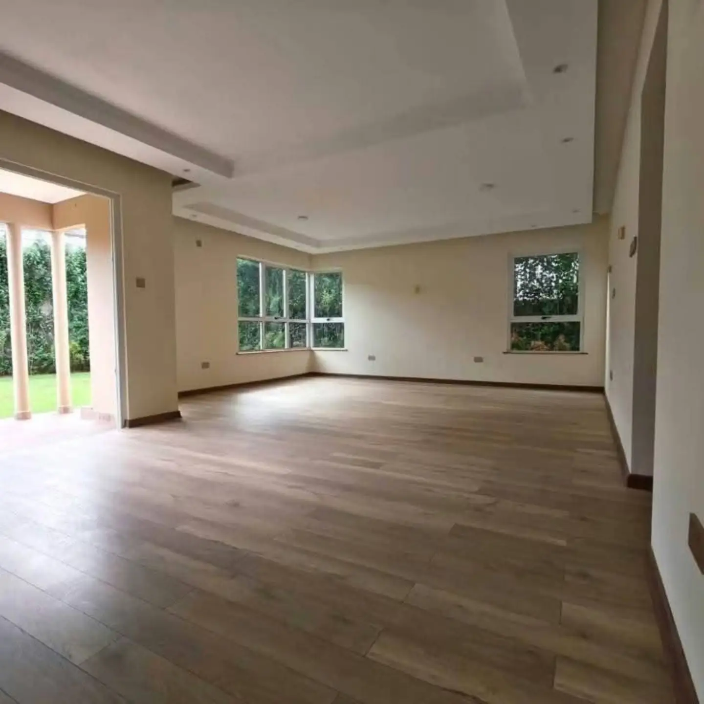 Modern 4 Bedroom Townhouse For Rent In Runda thumbnail 3