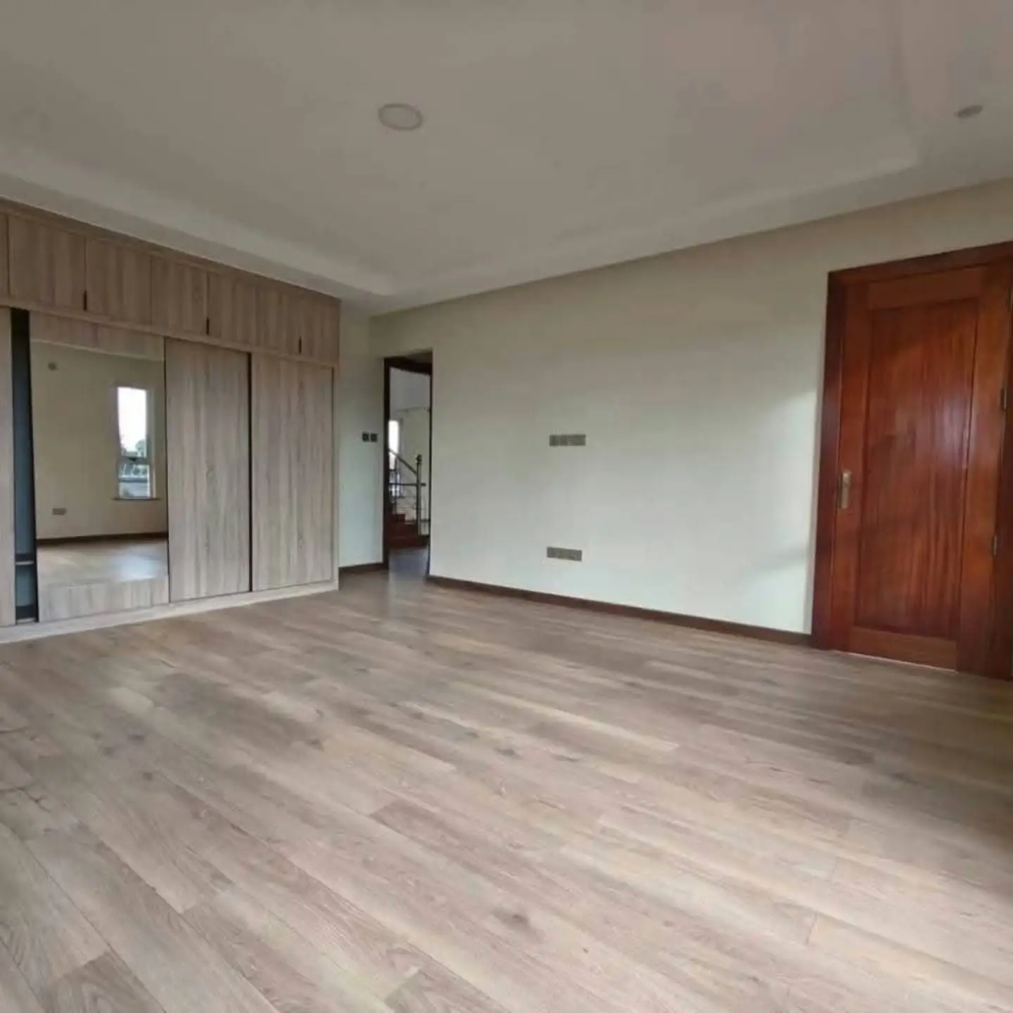 Modern 4 Bedroom Townhouse For Rent In Runda thumbnail 11