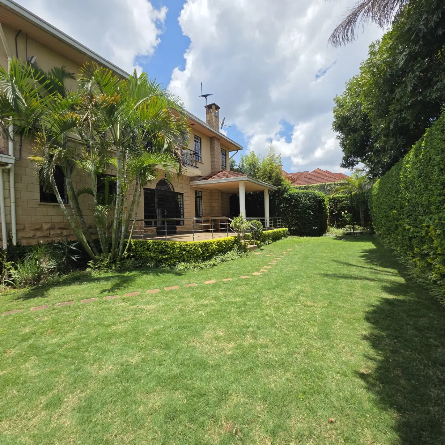 Luxury 5 Bedroom Townhouse For Sale In Kitisuru — Kitisuru, Nairobi