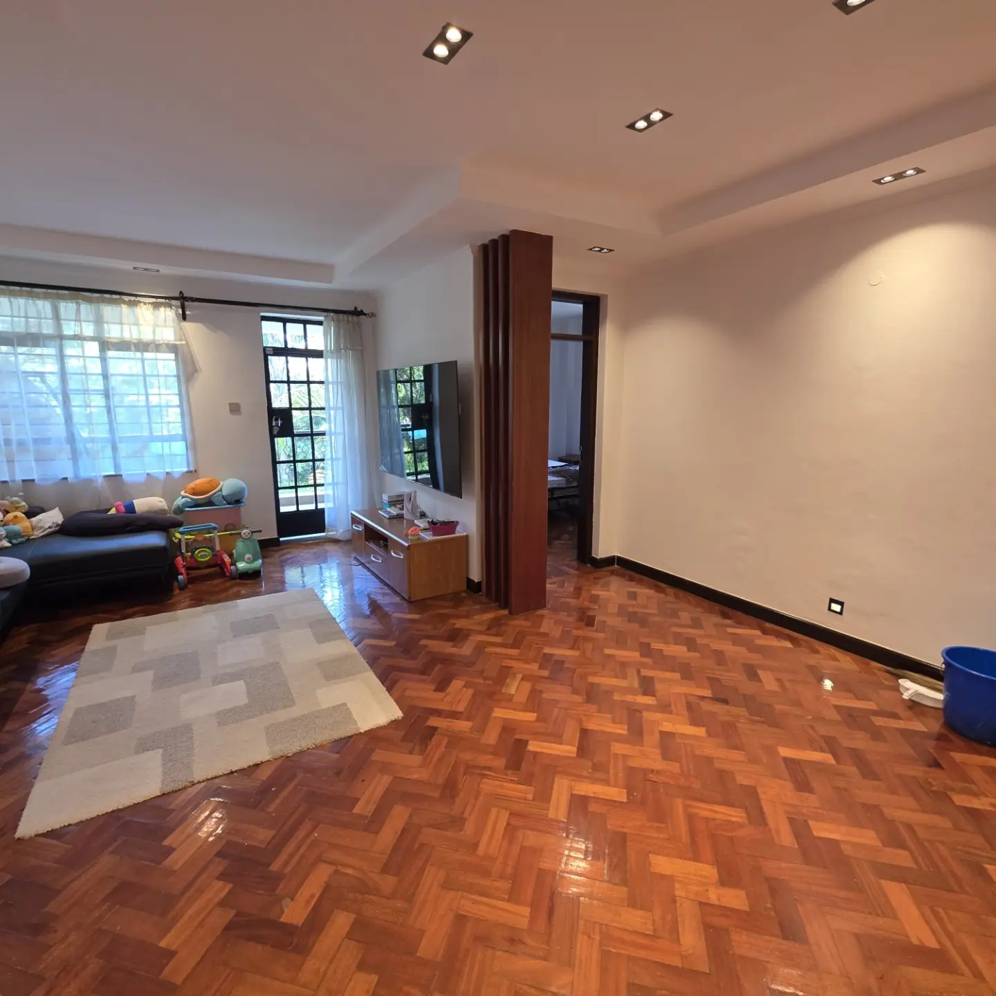 Luxury 5 Bedroom Townhouse For Sale In Kitisuru thumbnail 2
