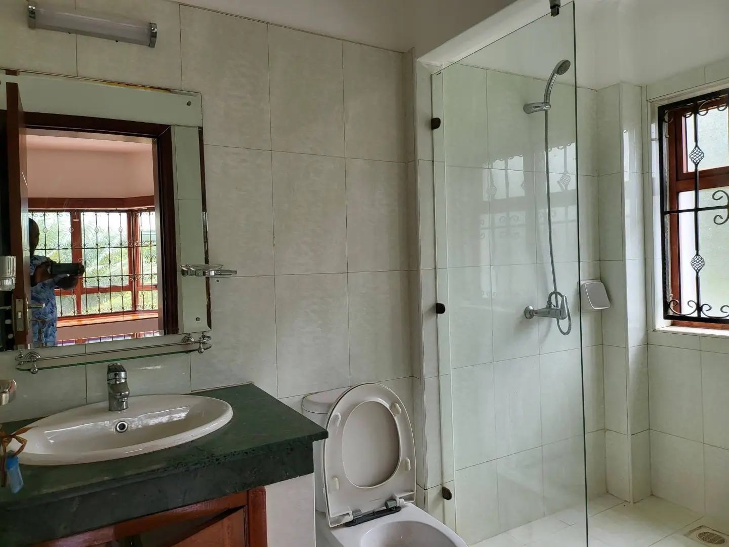 5 Bedroom All-Ensuite House with DSQ For Rent In Runda thumbnail 6