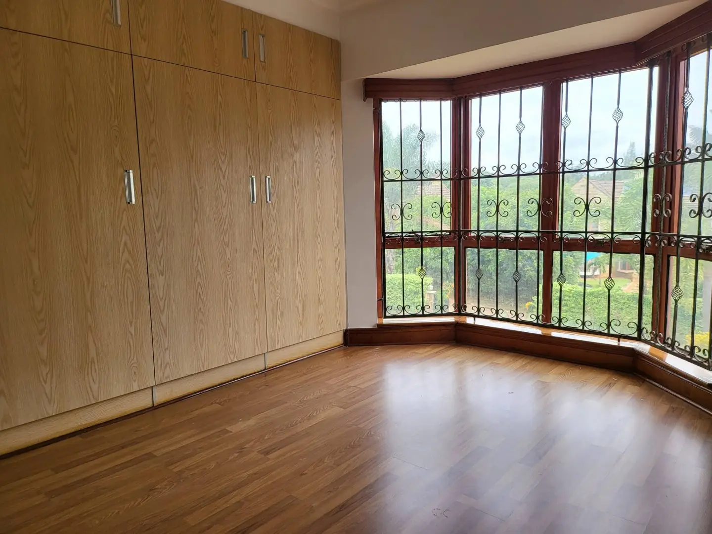 5 Bedroom All-Ensuite House with DSQ For Rent In Runda thumbnail 11