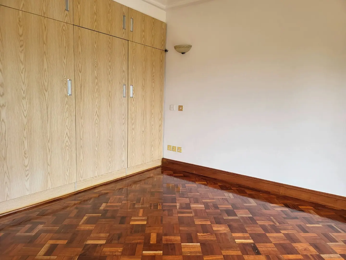 5 Bedroom All-Ensuite House with DSQ For Rent In Runda thumbnail 12