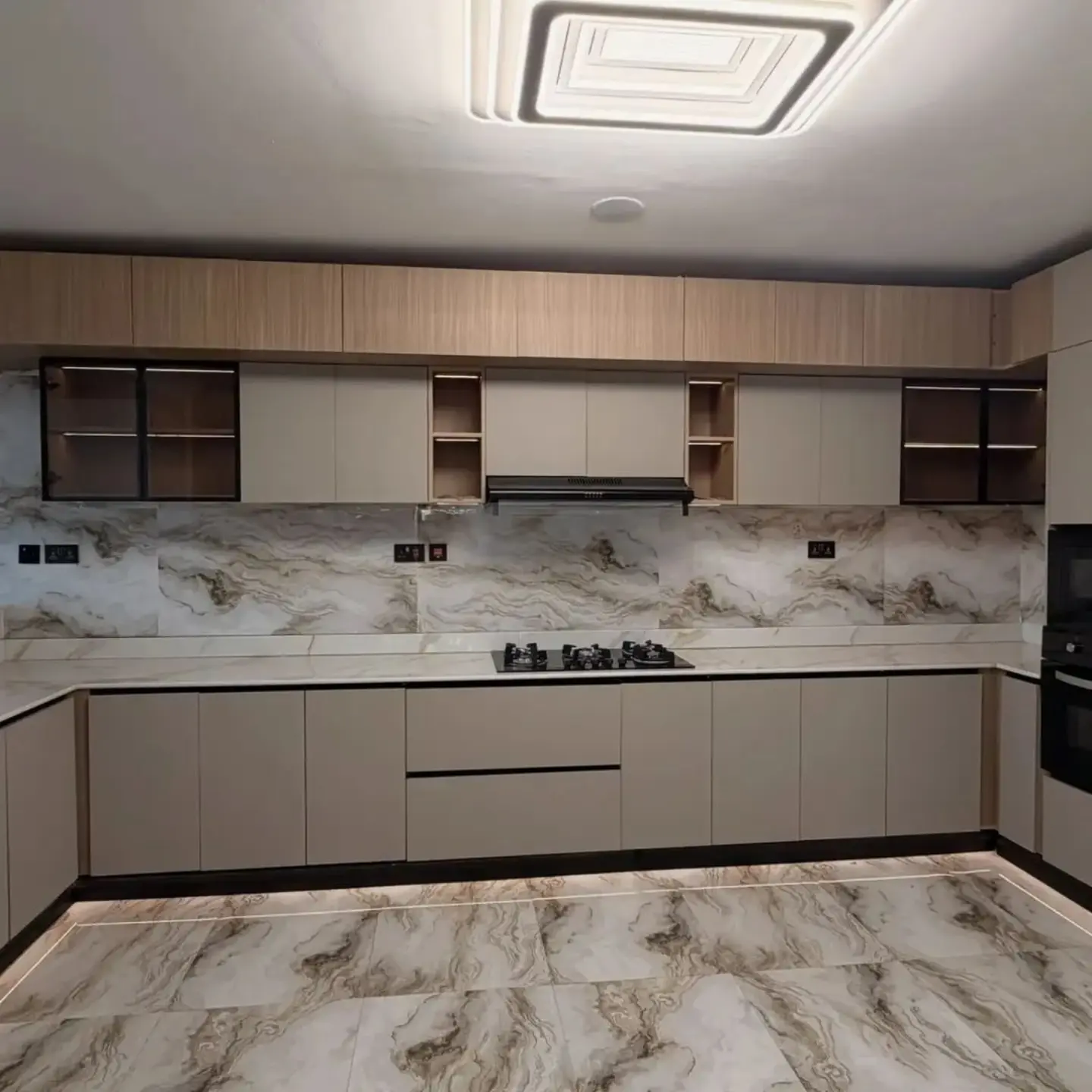 6-Bedroom All-Ensuite Luxury Mansion For Sale In Ruiru thumbnail 6