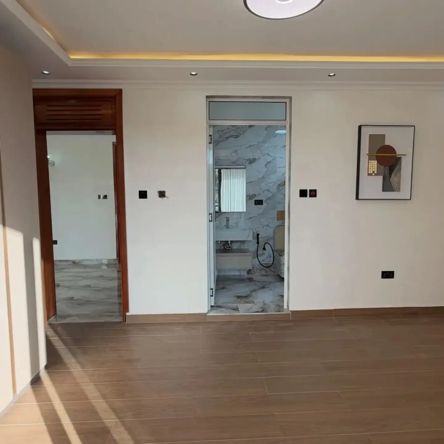 6-Bedroom All-Ensuite Luxury Mansion For Sale In Ruiru thumbnail 11