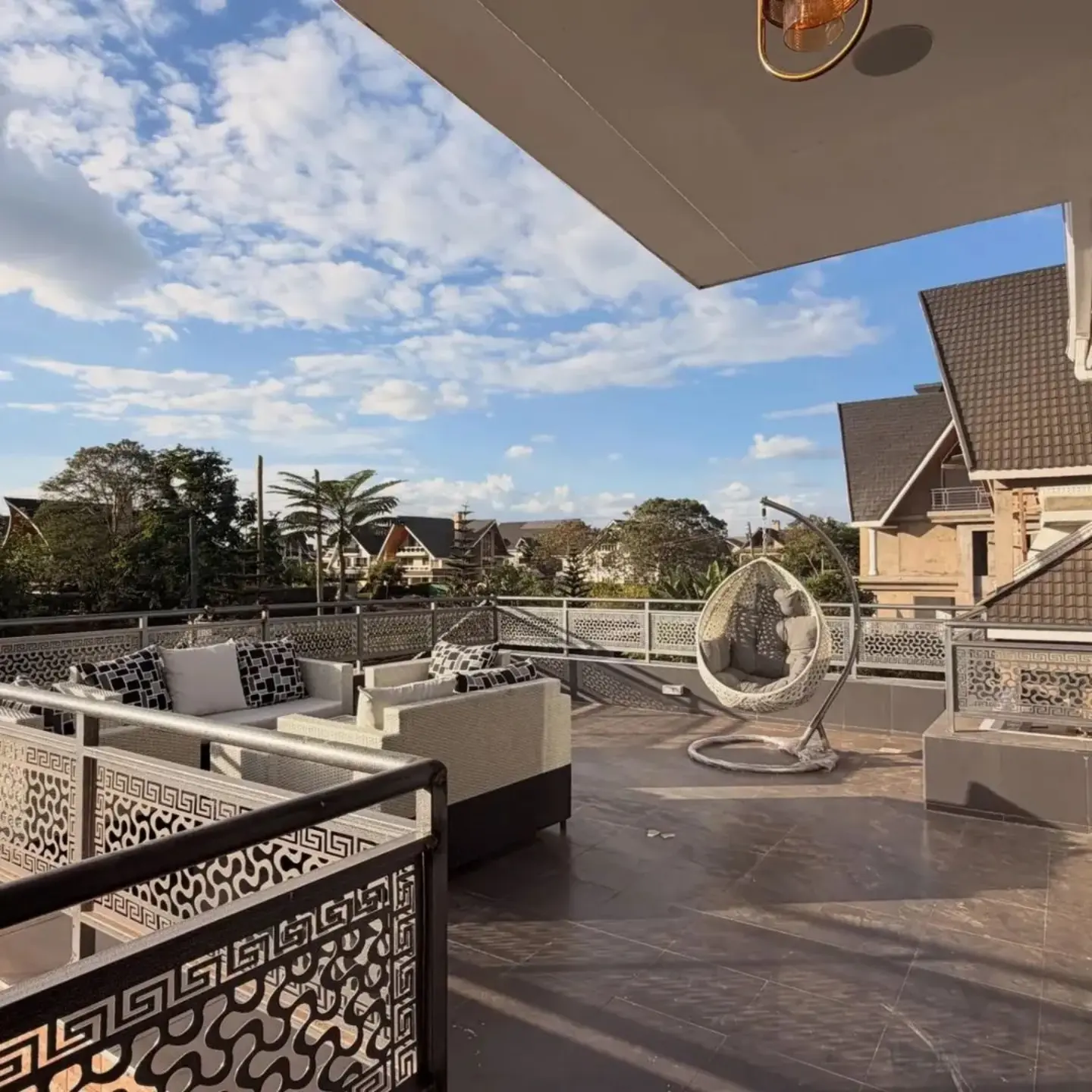 6-Bedroom All-Ensuite Luxury Mansion For Sale In Ruiru thumbnail 12