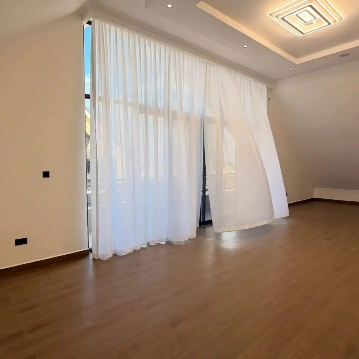 6-Bedroom All-Ensuite Luxury Mansion For Sale In Ruiru thumbnail 16
