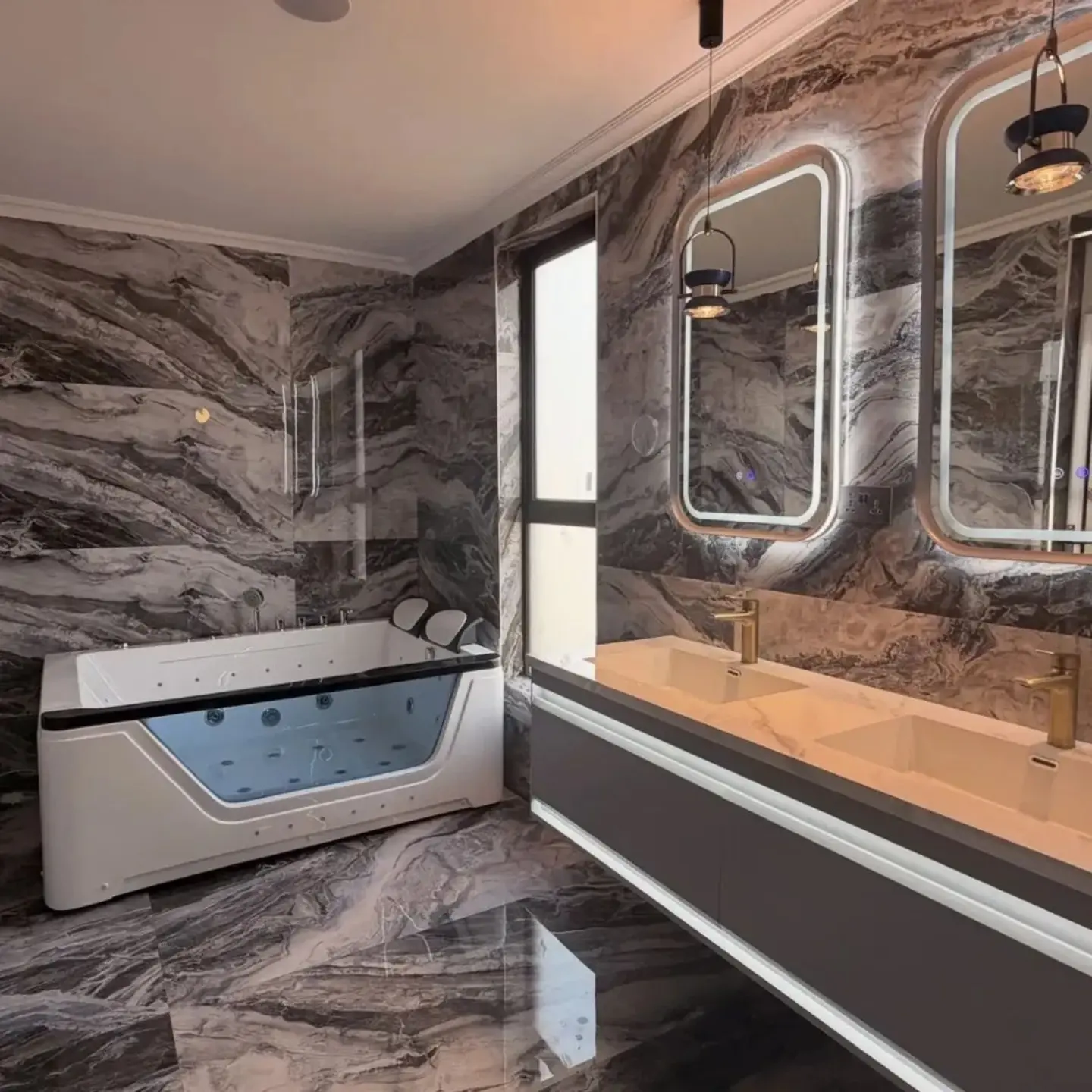6-Bedroom All-Ensuite Luxury Mansion For Sale In Ruiru thumbnail 18