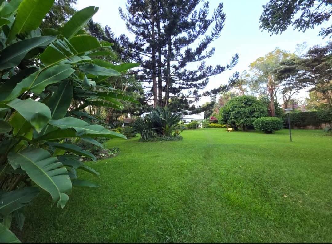 Luxury 5 Bedroom House For Sale In Nairobi thumbnail 4