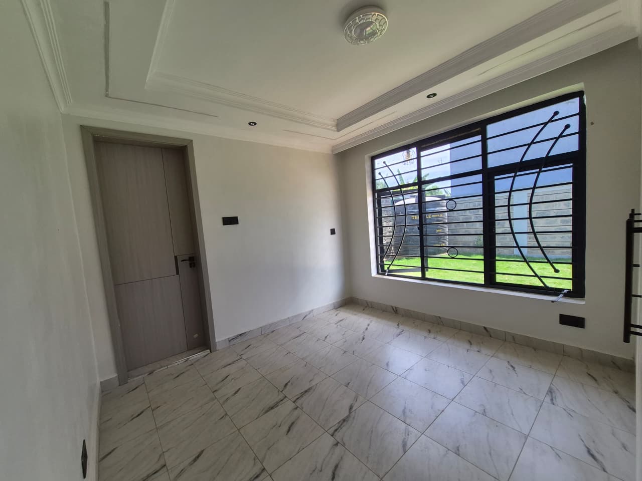 Modern 5 Bedroom Maisonette For Sale In Ruiru thumbnail 6