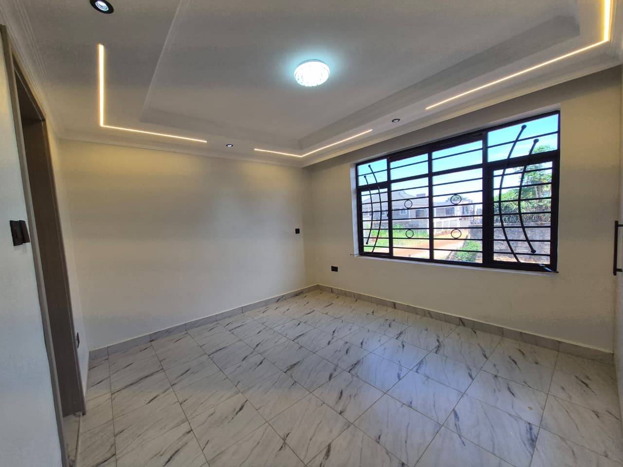 Modern 5 Bedroom Maisonette For Sale In Ruiru thumbnail 12