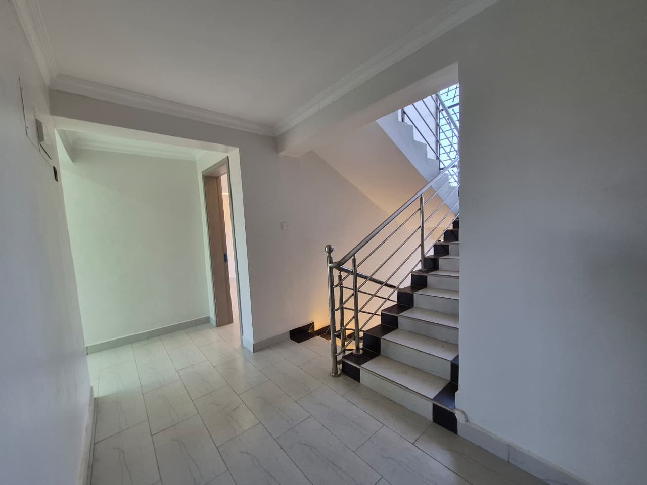 Modern 5 Bedroom Maisonette For Sale In Ruiru thumbnail 14