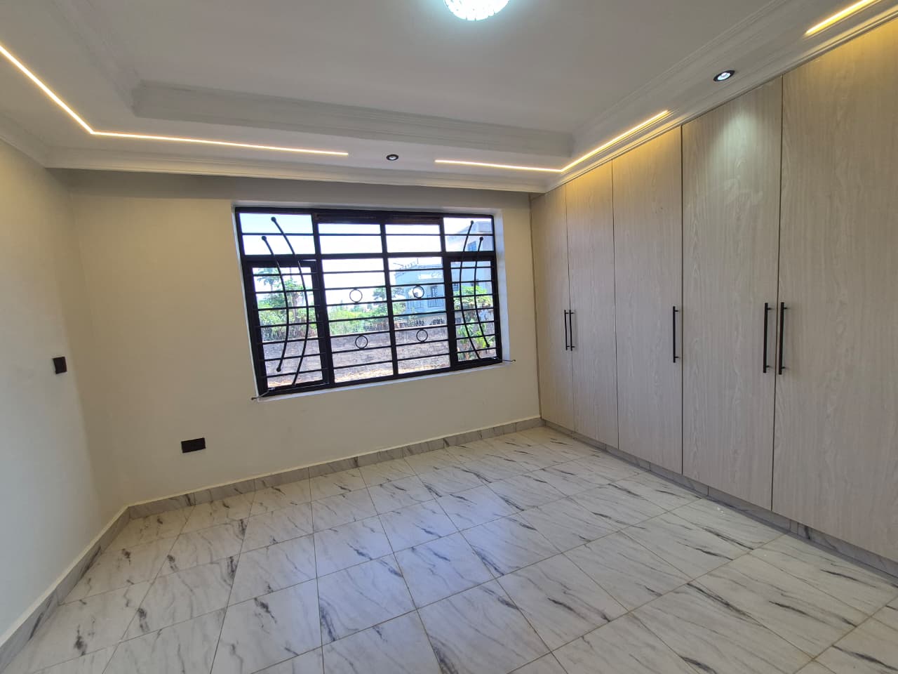 Modern 5 Bedroom Maisonette For Sale In Ruiru thumbnail 18