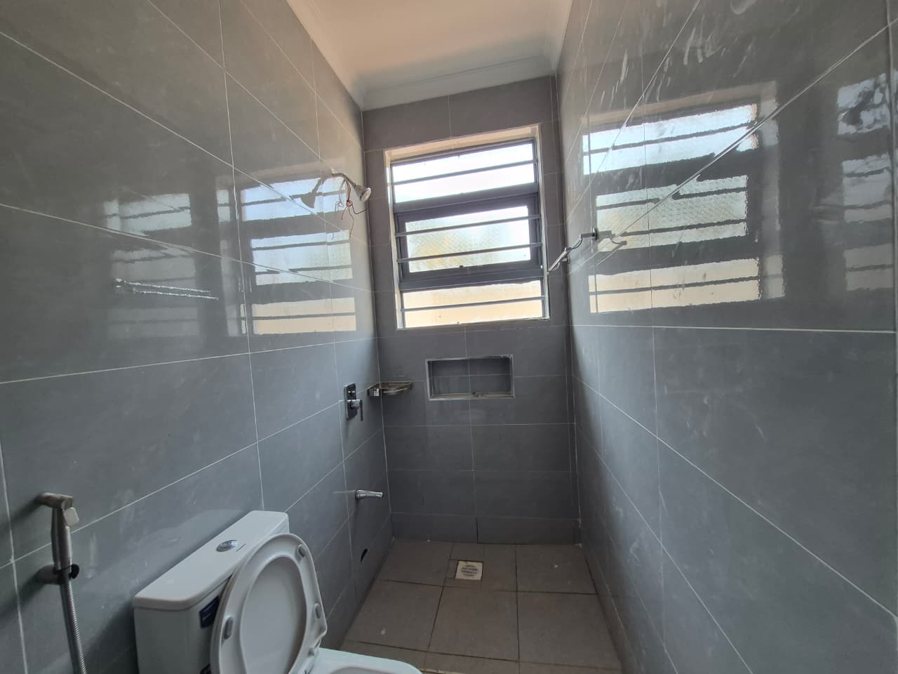 Modern 4 Bedroom Home For Sale In Ruiru thumbnail 8