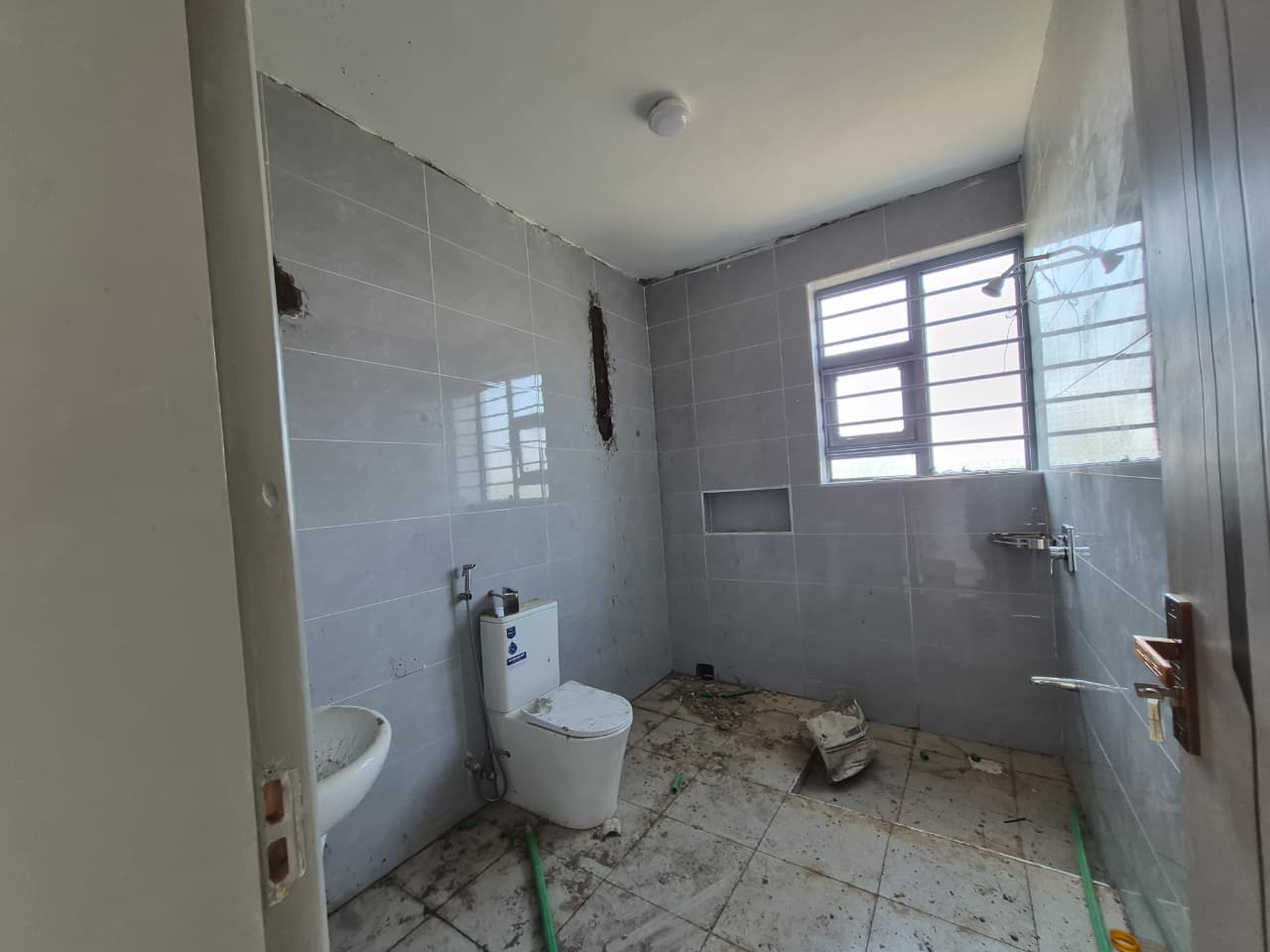 Modern 4 Bedroom Home For Sale In Ruiru thumbnail 18