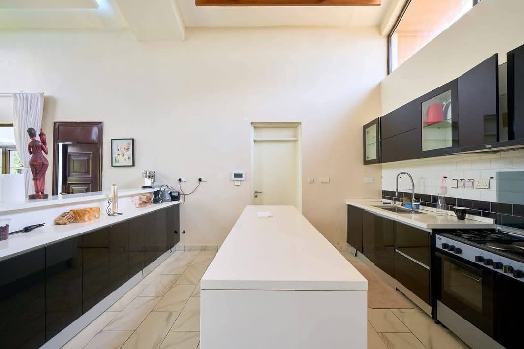 Spacious 4 Bedroom Villa For Sale In Kiambu Road thumbnail 11