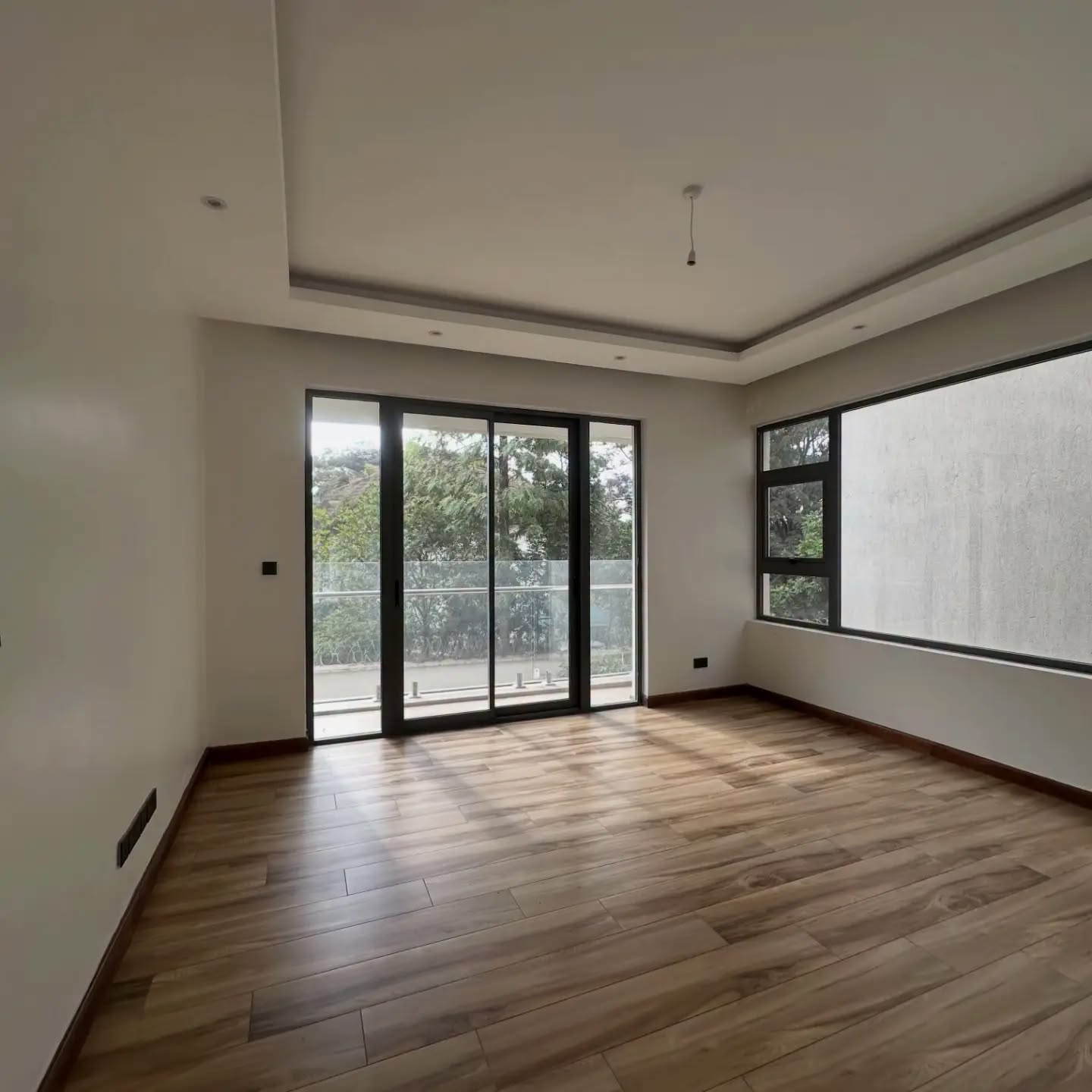 Spacious 6 Bedroom Villa For Sale In Lavington thumbnail 6