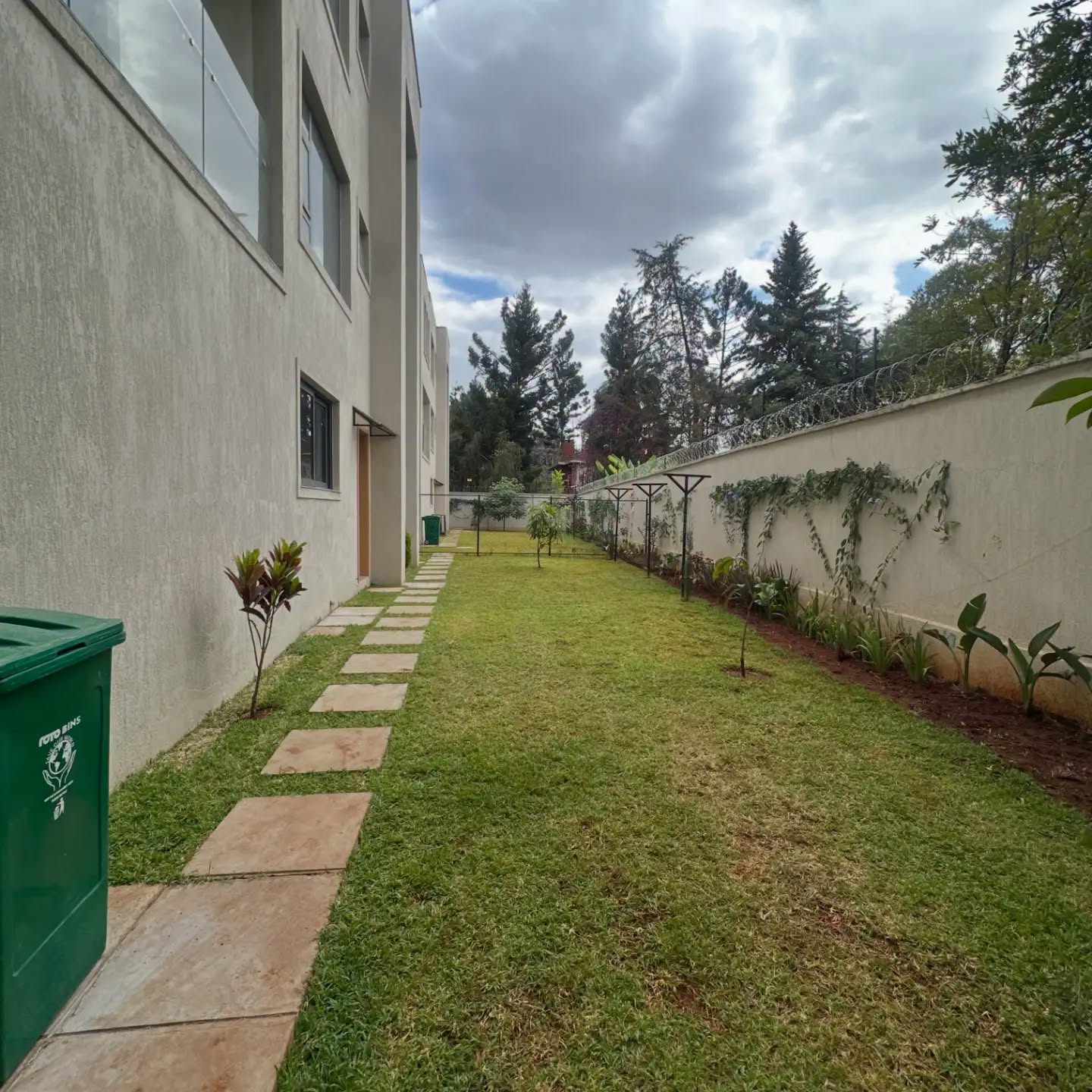 Spacious 6 Bedroom Villa For Sale In Lavington thumbnail 7
