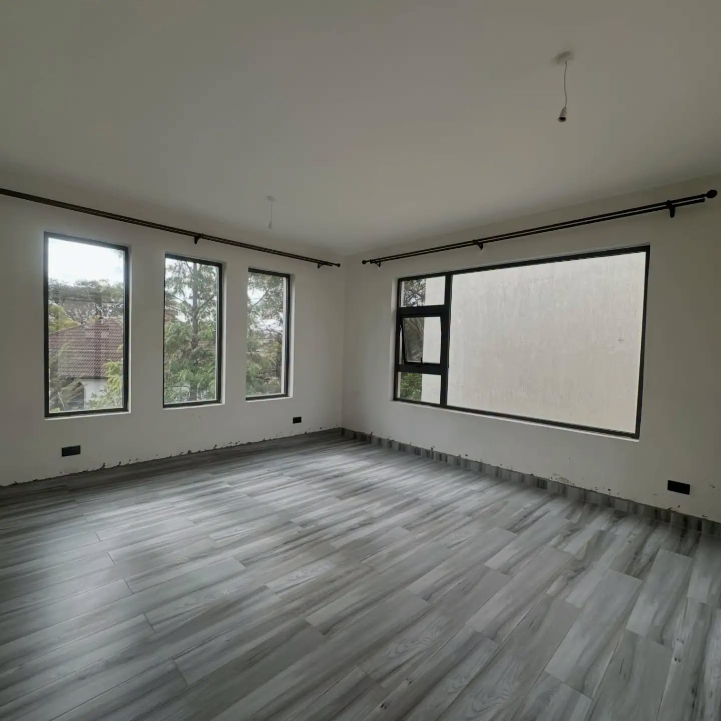 Spacious 6 Bedroom Villa For Sale In Lavington thumbnail 15