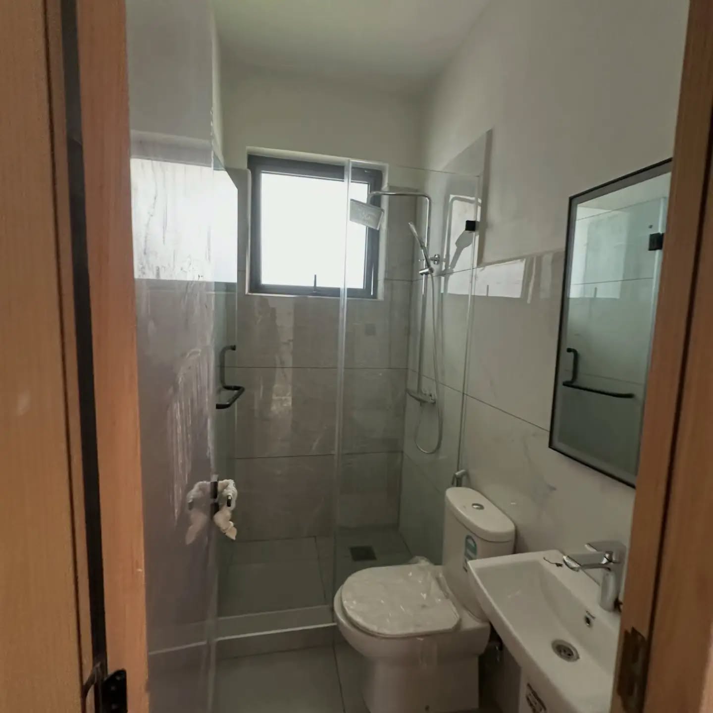 Spacious 6 Bedroom Villa For Sale In Lavington thumbnail 16