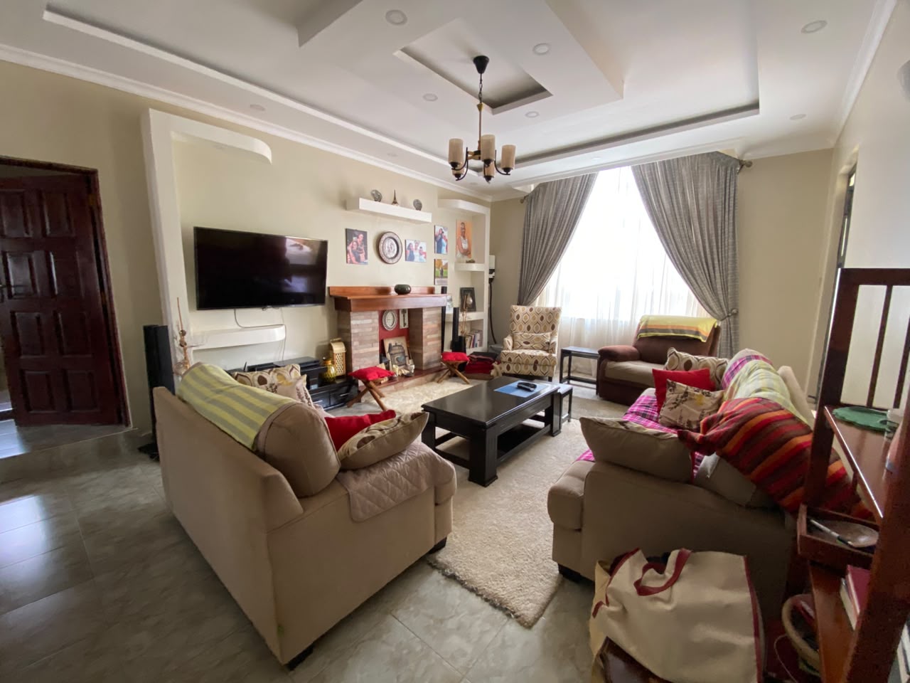 Spacious 3 Bedroom House For Sale thumbnail 10