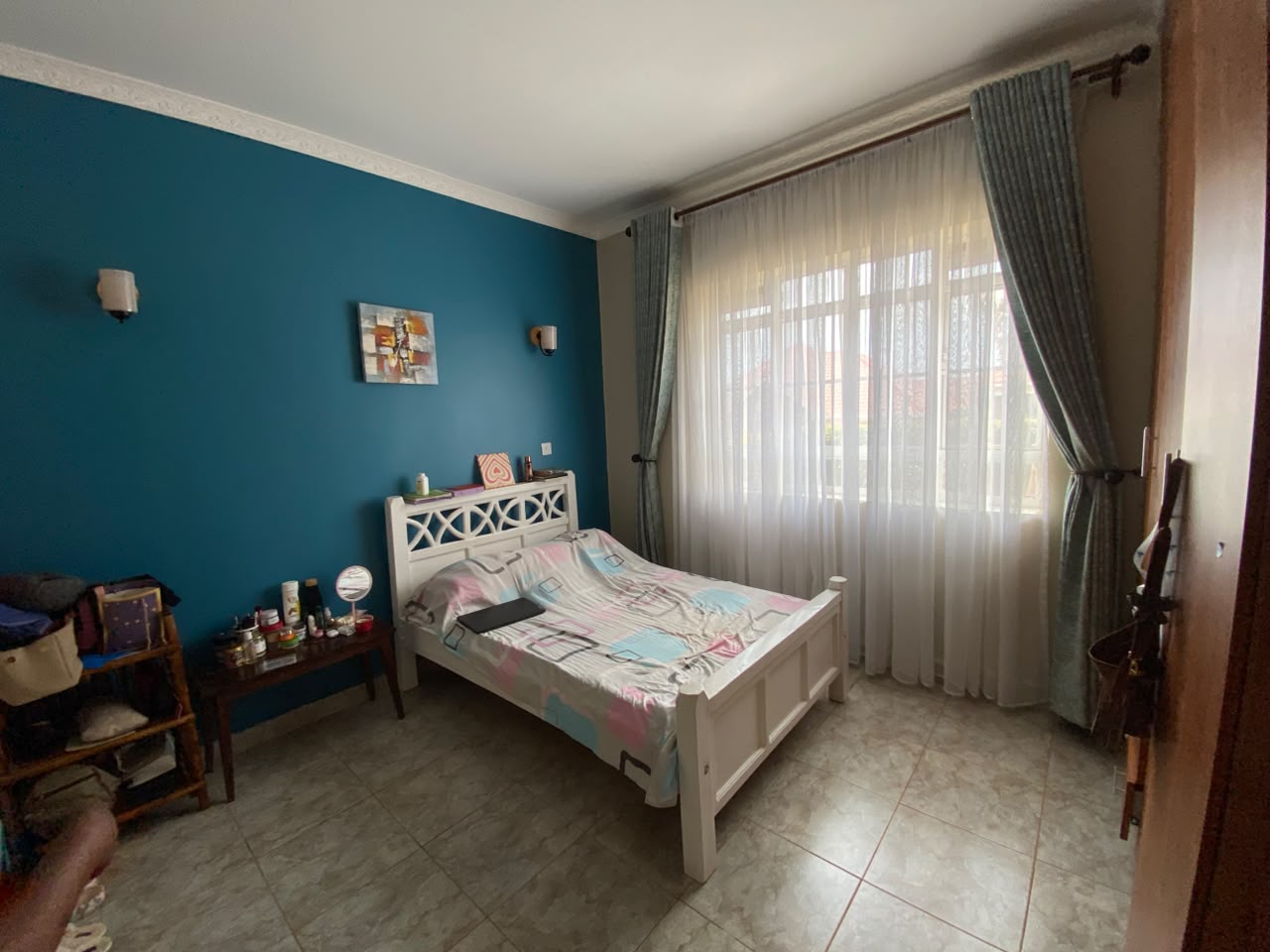 Spacious 3 Bedroom House For Sale thumbnail 11