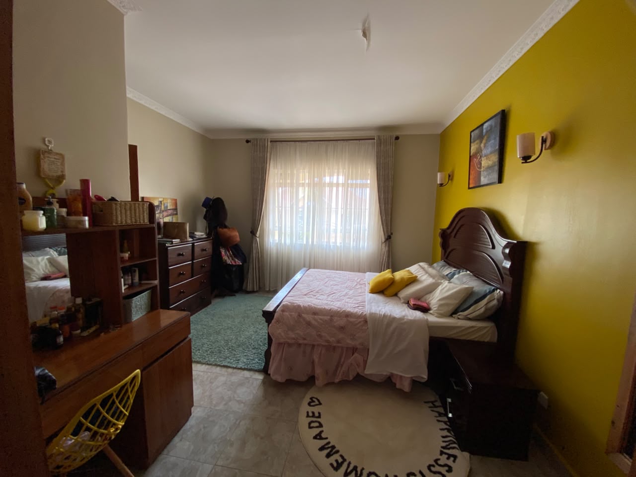 Spacious 3 Bedroom House For Sale thumbnail 13