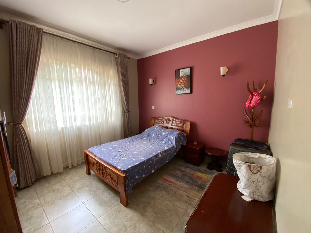Spacious 3 Bedroom House For Sale thumbnail 17