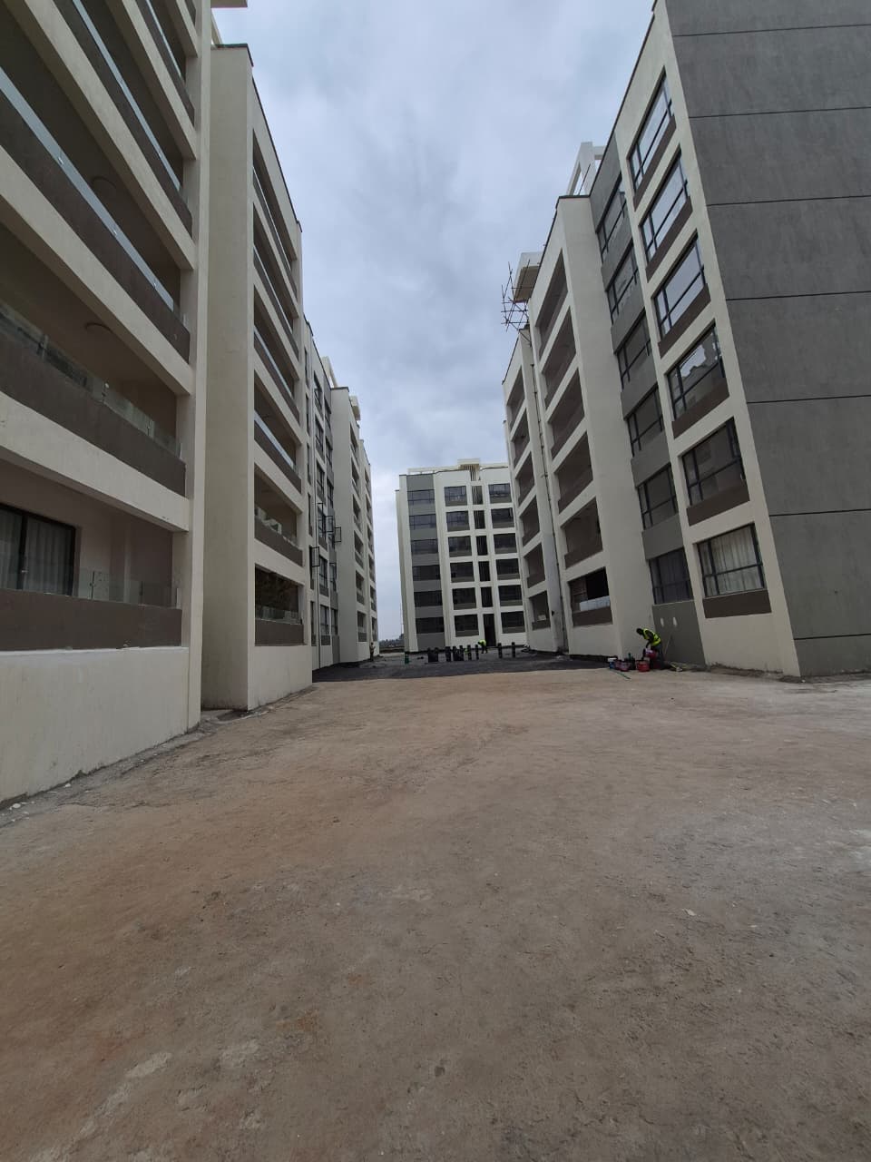 6040 Vista 3 Bedroom Apartment For Sale In Windsor Nairobi thumbnail 2