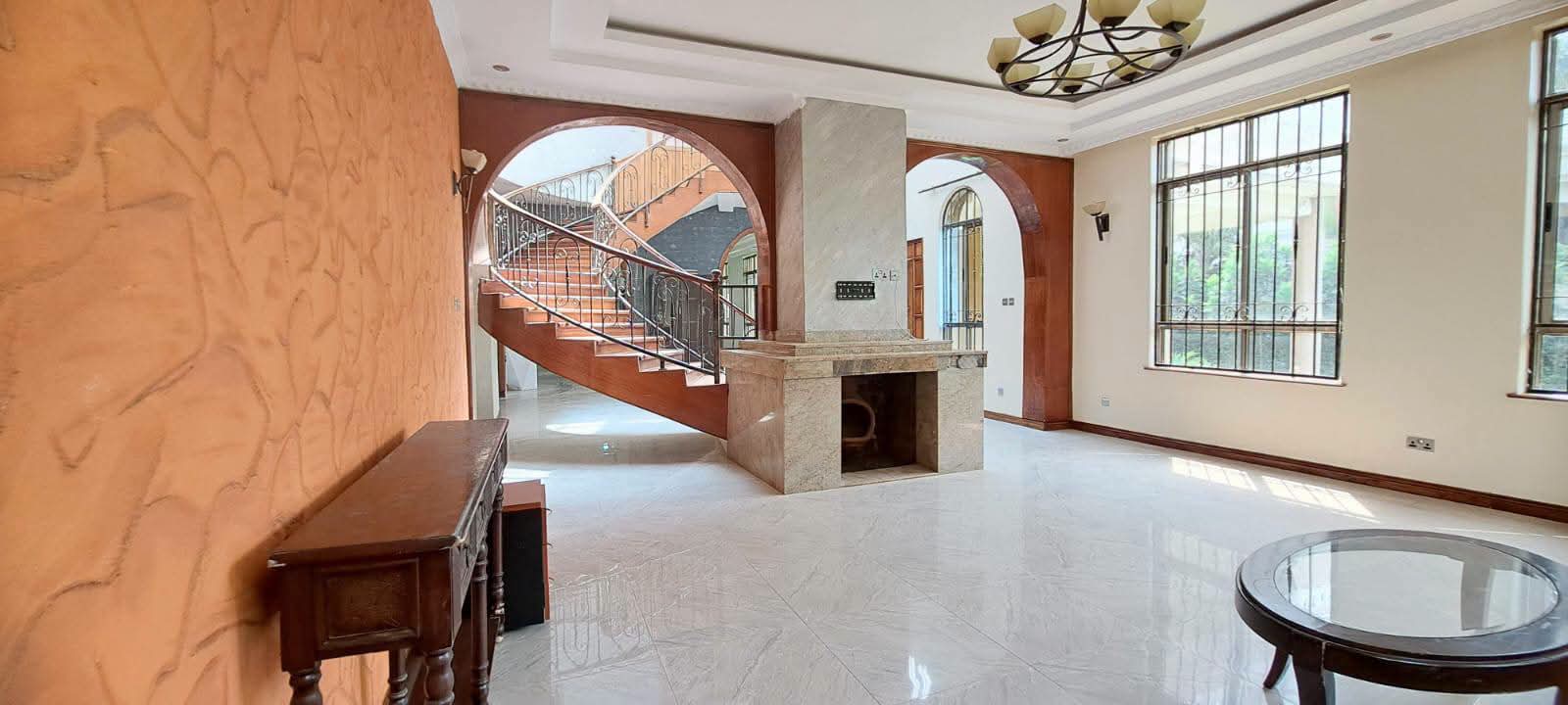 Spacious 6 Bedroom Home With DSQs & Swimming Pool For Sale thumbnail 3