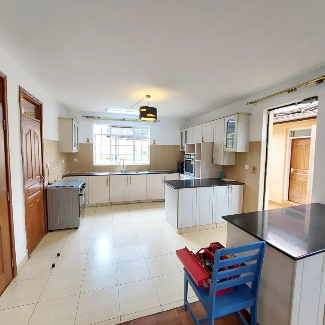 Modern 4 Bedroom Home For Sale In Westlands thumbnail 11