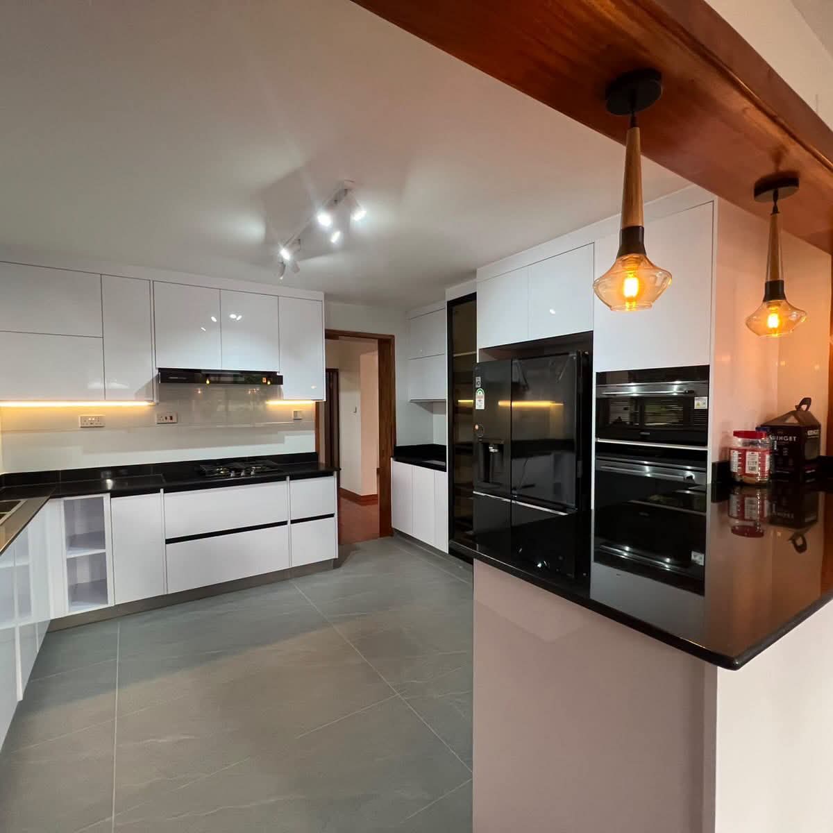 Luxury 4 Bedroom Villa For Rent In Runda thumbnail 14