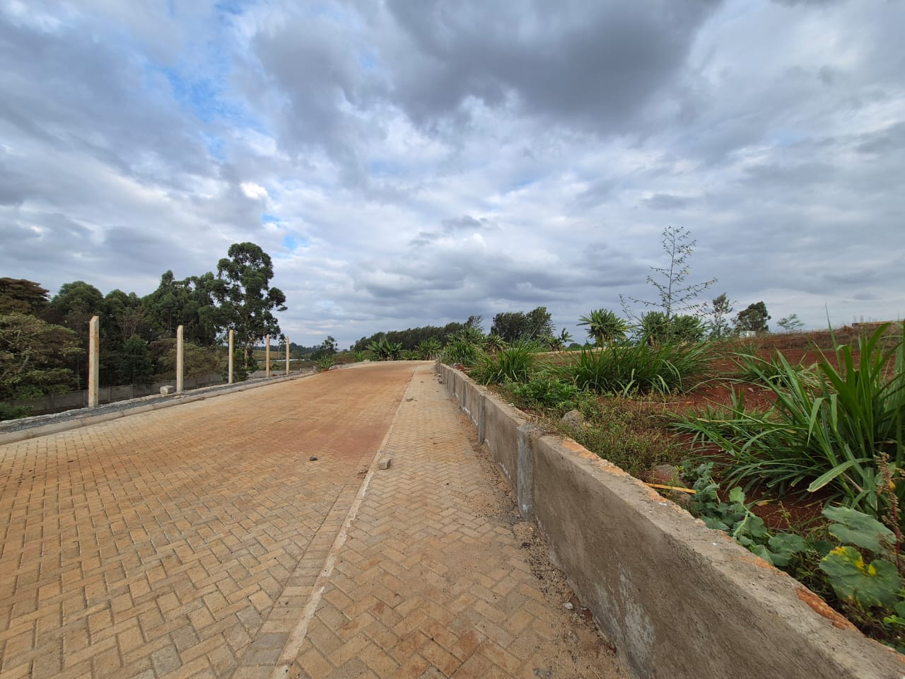 Land For Sale In Runda thumbnail 7